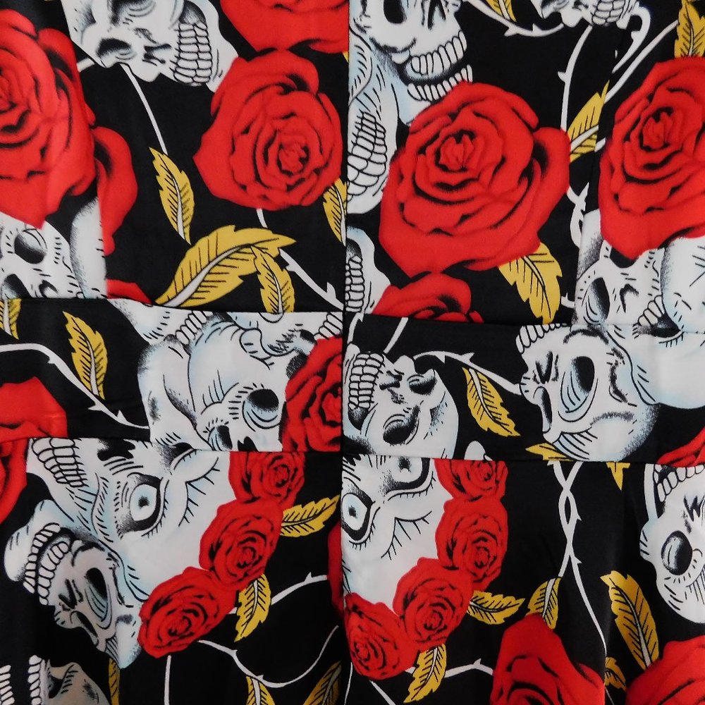 Retro Skull&Roses Dress - Picture 9 of 11